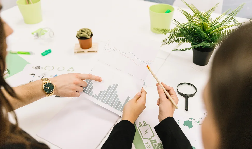 Stakeholder & ESG Reporting: